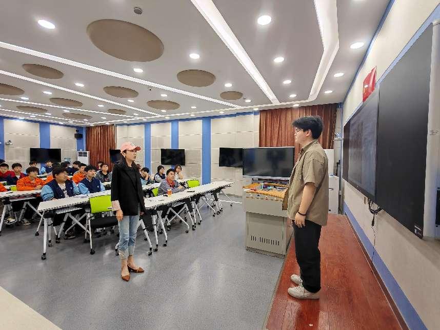 从工装纽扣到汇报手势，国赛班的沉浸式特训